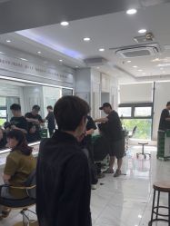 -镁连社·美联社