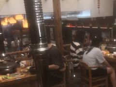 -青瓦餐厅·生鱼片·韩园烤肉(西塔店)