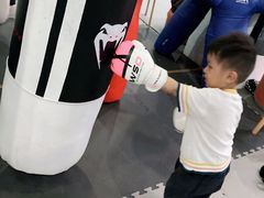 -成杰格斗·拳击·柔术·防身术(建设路店)