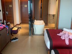 -三亚湾海居铂尔曼度假酒店