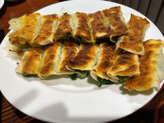 虾仁三鲜锅贴-七菜馆·东北菜·蒸饺(文体路店)