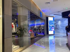 -阿迪达斯(武林银泰三叶草店)