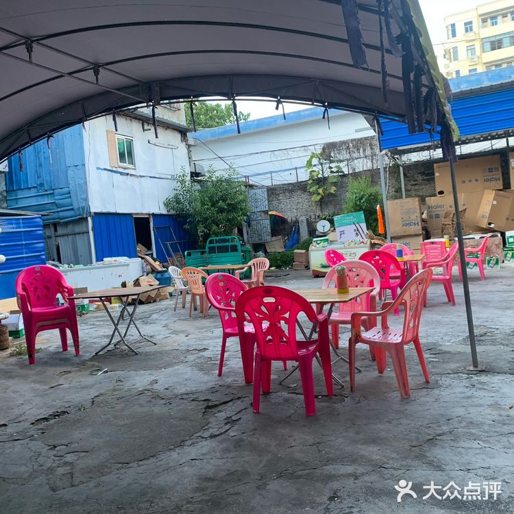 惊艳！巷子里的凉拌卤菜、桂林米粉