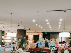 -魔方城市书房(中街益田店)