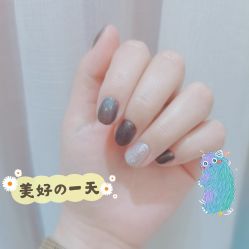 点击看大图 -猪猪女孩日式美睫美甲