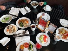 -上海漕河泾万丽酒店