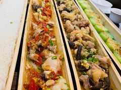 -胡须哥网红竹筒菜