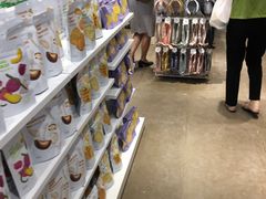 -名创优品(广东省广州琶洲保利广场店)