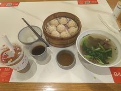 -馋三尺蟹粉小笼(人民广场店)
