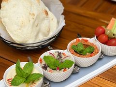蘸酱拼盘-ELI FALAFEL Lebanese&Mediterranean黎巴嫩美食(富城路店)