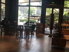 大堂-星巴克臻选(杭州万象城店)