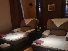 -金色印象·4K影院式足体养生(南方花园店)