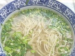 -陇上全荟兰州传统牛肉面(延吉路店)