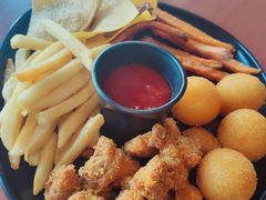 小吃拼盘-魏斯理汉堡(西安沣东吾悦店)