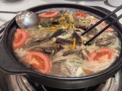 -乡土特色.冷锅鱼.牦牛肉汤锅