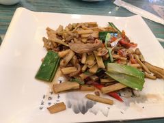 -自游人·美食一楼·地道徽菜(三十年名店)