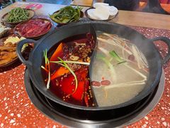 -赵美丽·重庆社区火锅·直营店(火车东站·中豪国际店)