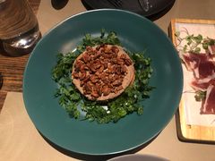 鸭肝慕斯配临安山核桃-Carbon莫卡哆·意大利复古集市餐厅(杭州大厦店)