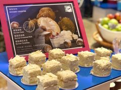 榴莲蛋糕-咖啡苑自助餐厅·中国大饭店