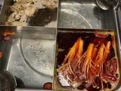 -海底捞火锅鲜切牛肉主题店(长寿路店)