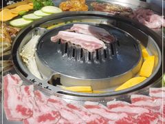 -哈哈碳都·牛肋条无限自助烤肉(台江万达店)