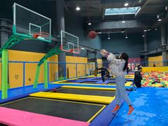 -重庆际华园室内极限运动中心