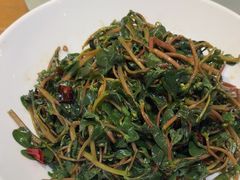 -黄泥岗·地道湖北菜(奥特莱斯店)