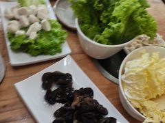 -正宗乌拉满族炭火锅(四平店)