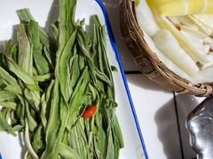 -喜悦小串丹东小黄牛海鲜烧烤大排档(民主广场店)