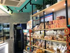 面包甜点陈列柜-圣安娜饼屋(信和广场店)