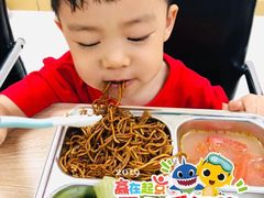 -月星环球港赢在起点早教中心·亲子托班早教体验课儿童兴趣班逻辑思维专注力幼小衔接(普陀中心)