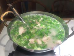 -丁里羊肉小镇(天鹅湖总店)