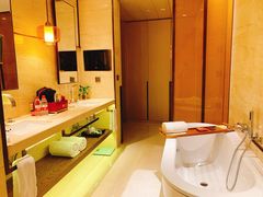 -上海衡山路十二号华邑酒店