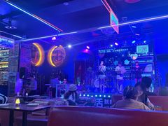 -Famous肥猫墨西哥音乐餐吧(五棵松华熙LIVE店)