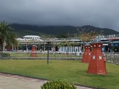 -亚龙湾中心广场