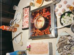 -二荆条·蜀鲜汇城市森林火锅