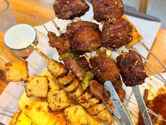 -亿牌牌东北烧烤(怀特店)