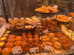 -巴黎贝甜(大宁国际商业广场店)