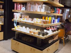 零售区-星巴克臻选(国贸商城首店)