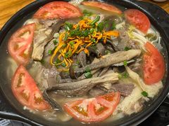 -乡土特色.冷锅鱼.牦牛肉汤锅