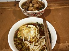 -矮子粉店1985·长沙米粉(湘春路店)