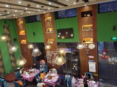 -香巴拉云南餐厅(华莱坞店)