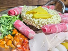-恩你小木屋·韩式料理(假日广场店)