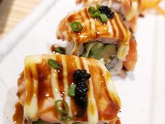 炙烤三文鱼牛油果卷-松鱼亭·和牛烧肉(协鑫广场店)