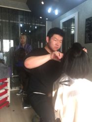 里屋有空调也很小-小齐发型Star·Salon