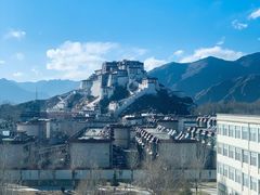 -平措康桑·和牛自助观景餐厅(布达拉宫店)