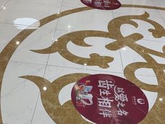 -雅悦齿科(顾村公园店)