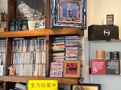 -巴浪鱼咖啡馆 Local Fish