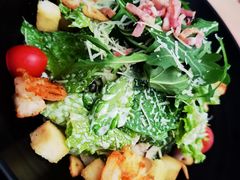 经典凯撒沙拉-LENBACH兰巴赫西餐啤酒坊(大连东港店)