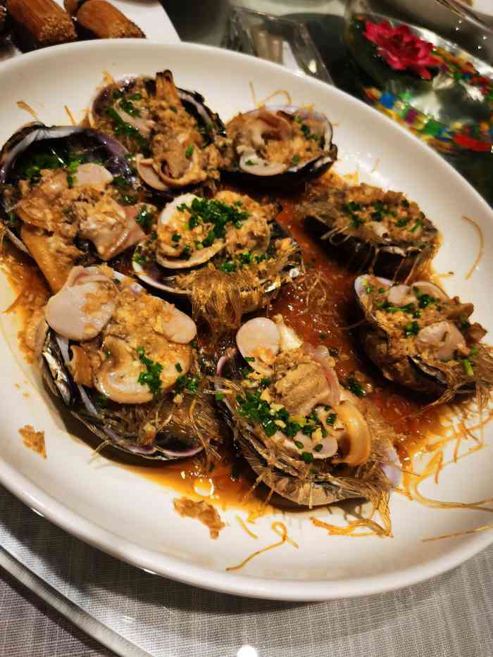 宝燕海鲜(周浦店)-"母亲节来吃的,这边这家刚开没太长时间.停.